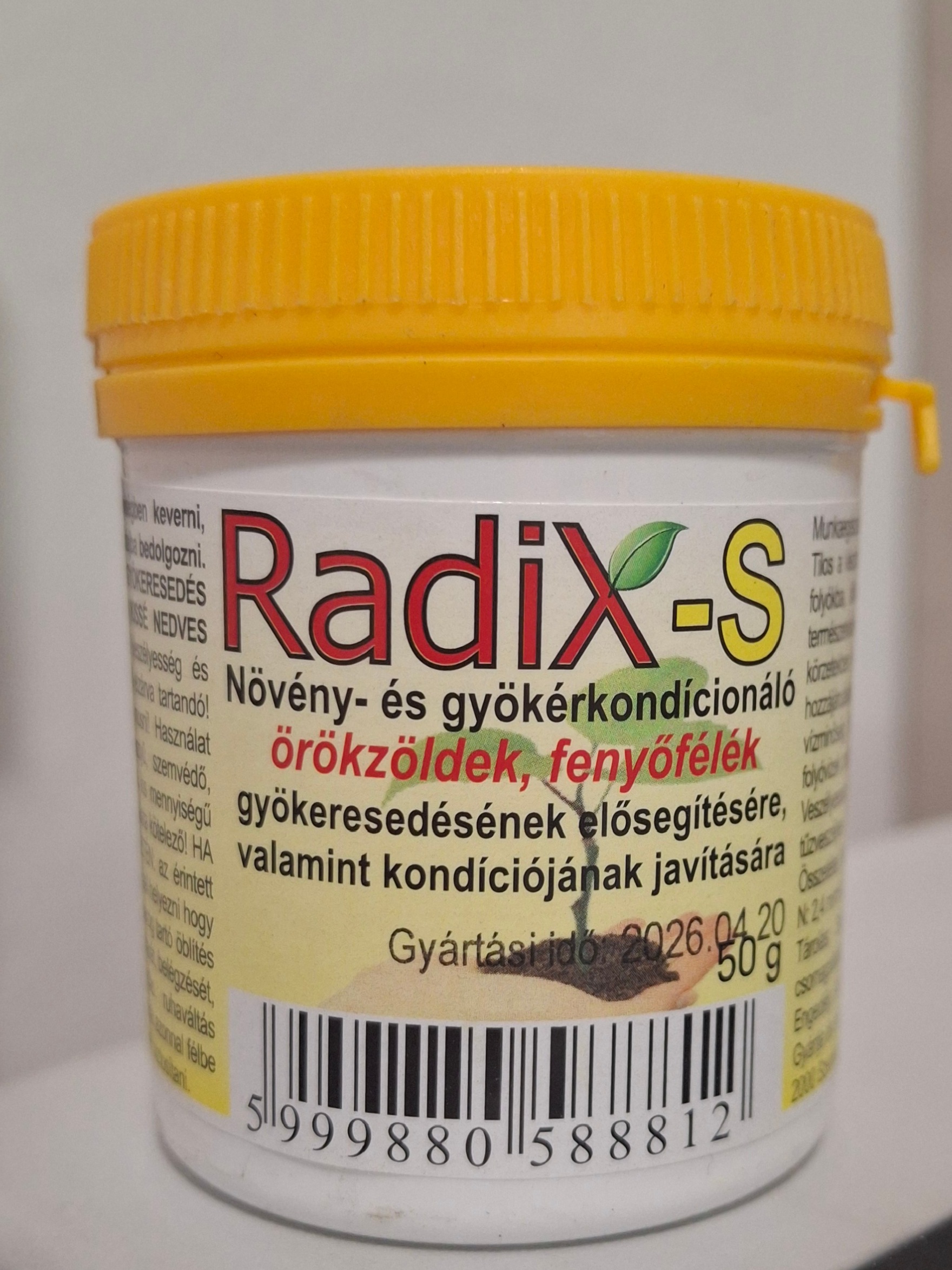 Radix-S növény- és gyökérkondícionáló örökzöldekhez, fenyőfélékhez 50 g